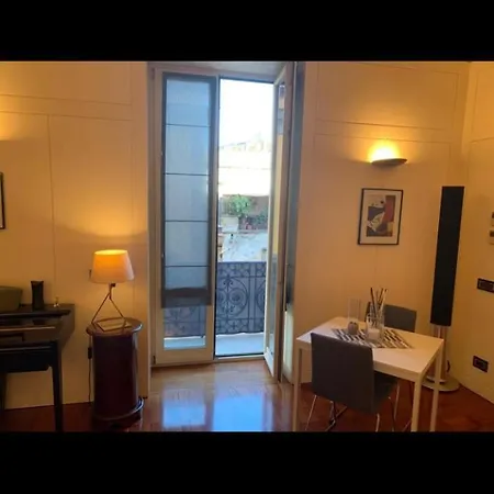 Mimmu Naples