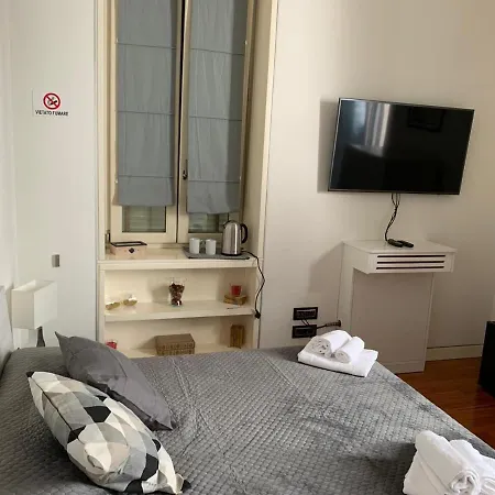 Mimmu Naples